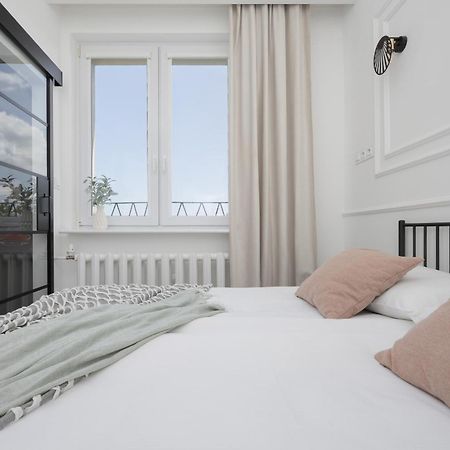 Elegancki Apartament Dla 4 Osob W Warszawie By Noclegi Renters 华沙 外观 照片